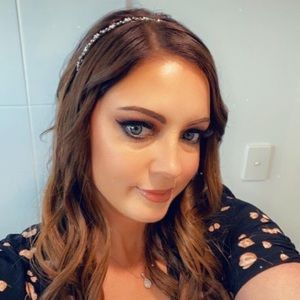 Meet your Posher, Christie-dimples